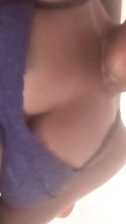 ใช้นิ้วติ้วหีเปียกของฉัน – ขาสั่นอย่างน่าทึ่ง, คราง, เย็ดหมู่