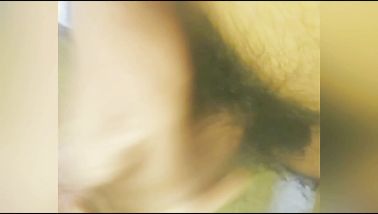 Dasy ladka muth marte hue