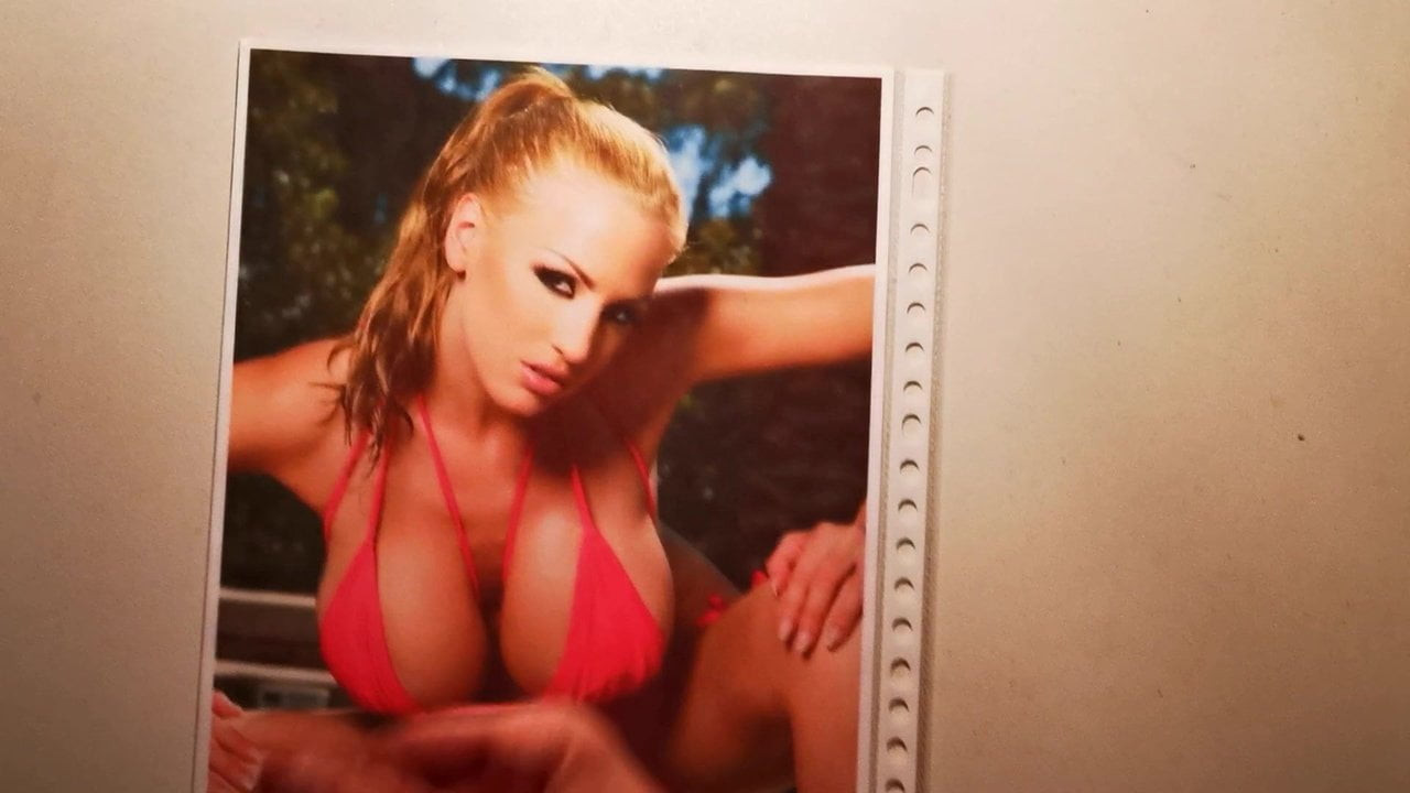 Jordan Carver Cum Tribute 4