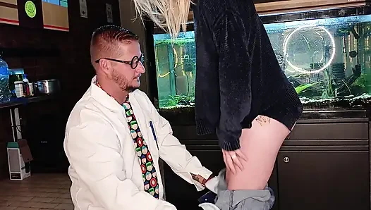 Docter memeriksa memekku