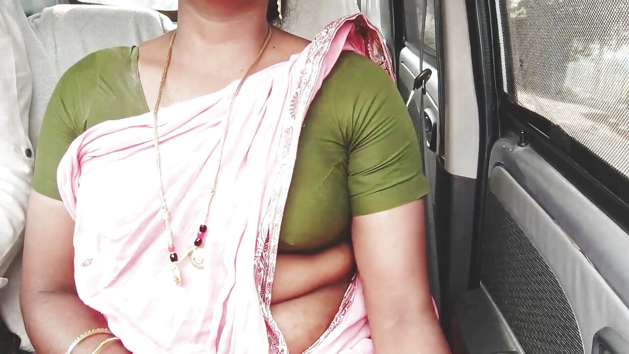 India mareada folla en el coche durante largo trayecto para follar con novio, telugu habla sucio