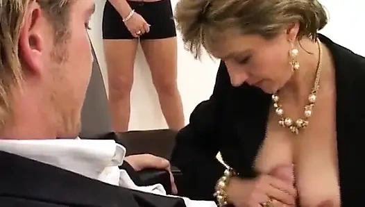 Lady Sonia Archive Tiga