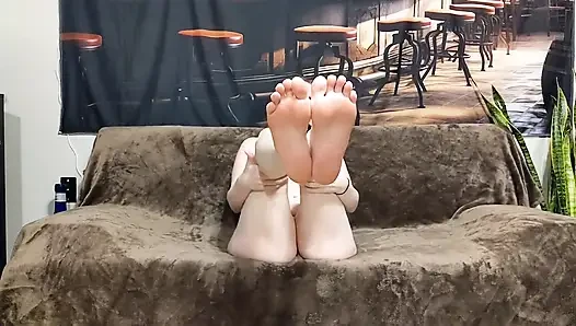 Ich Gebe Dir Einen Footjob Mit Meinen Verschwitzten Füßen