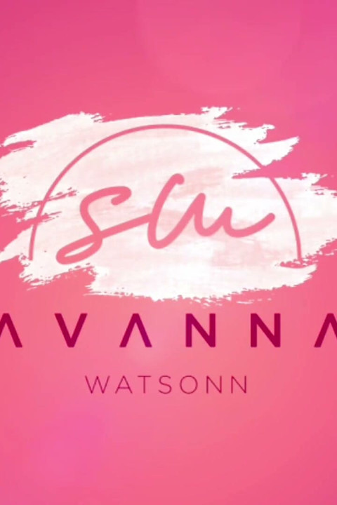 Inżynier techniczny odkrywa zdjęcia gorącej twórczyni treści - Savannah Watson
