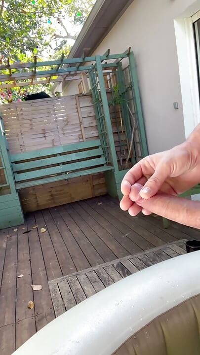 BeENJoY - my hotel neighbor sees me naked on the terrace, it makes me want to so that he watches me