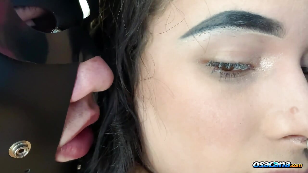 I Dressed up to Fulfill the Fetish of the Naughty Young Girl