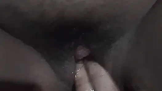 PINAY NA FINGER NG BARKADA ( FINGERING DAN MUNCRAT TANPA HENTI