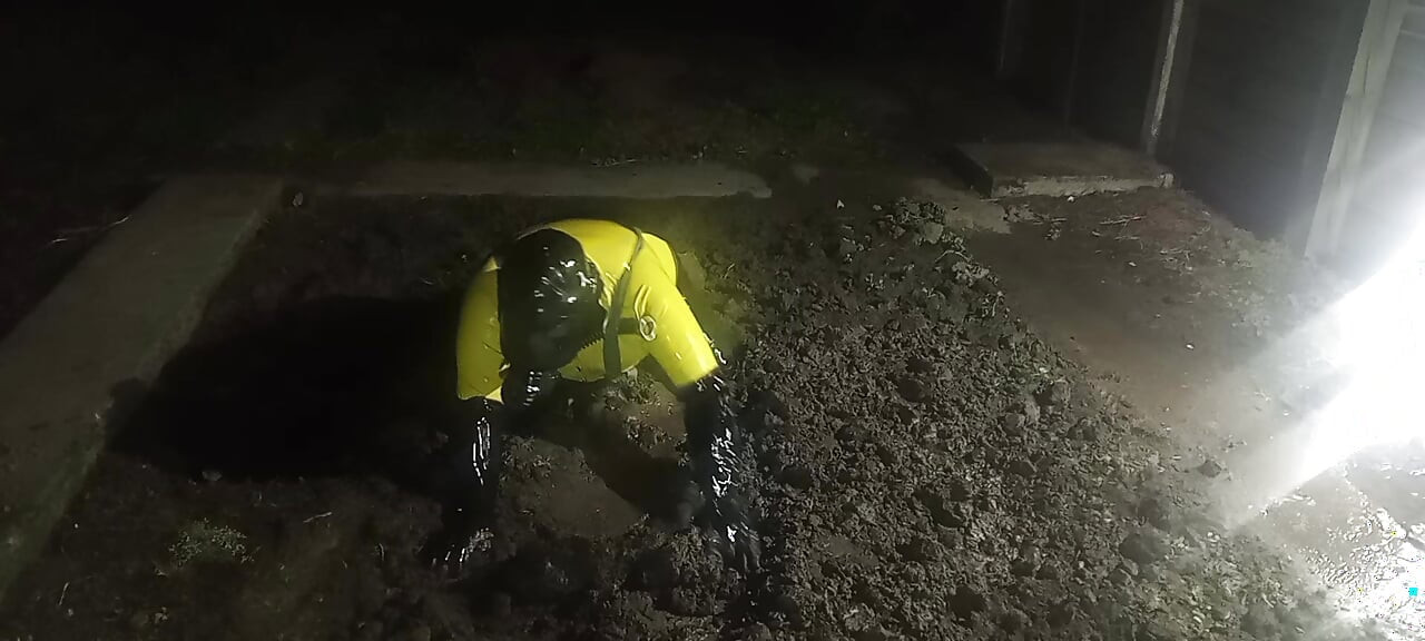 Látex Biohazrad drone lama foda