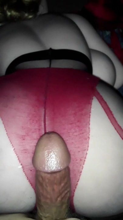 Sex doll Anal in red stockings