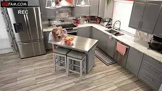 Stiefvater benutzt mich wie sein persönliches fickzeug