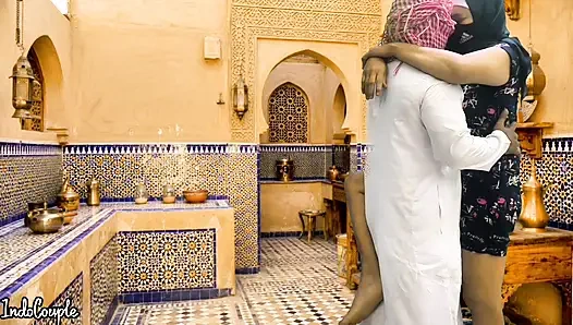 Suami Saudi dan istri Iran di dapur