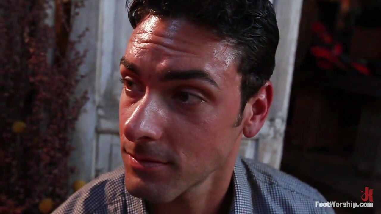 Saiz 8 1/2: Maitresse Madeline dikongkek!