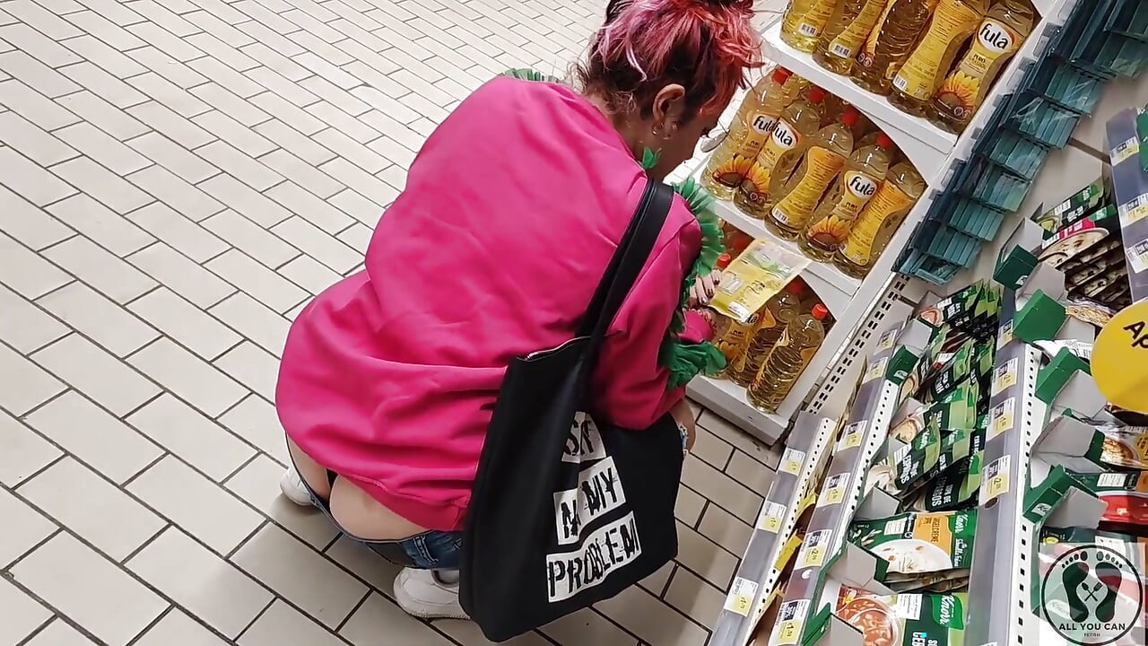 Crazy Rebeca Addams in Jeans Buttcrack at the Supermarket