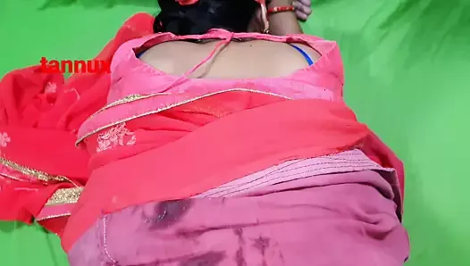 Naw Bhabhi занимается анальным сексом в ее первую ночь с бойфрендом