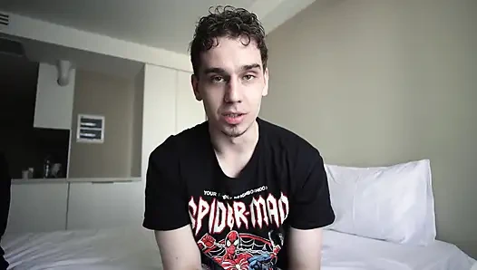 Сексуальная Брюнетка, Обожает Принимать Большой Хуй В Свою Киску, Отдалась Ему В Гостиничном Номере