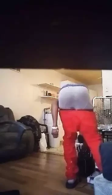 MrAssNdPussyEater Masturbating horny stroking my BBC