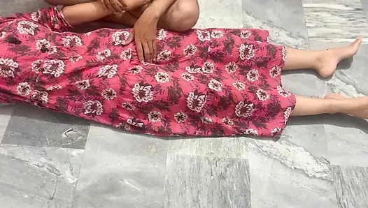 İki Desi yetişkin arasında sevgi ve mutlulukla dolu özel ev anları (18+)