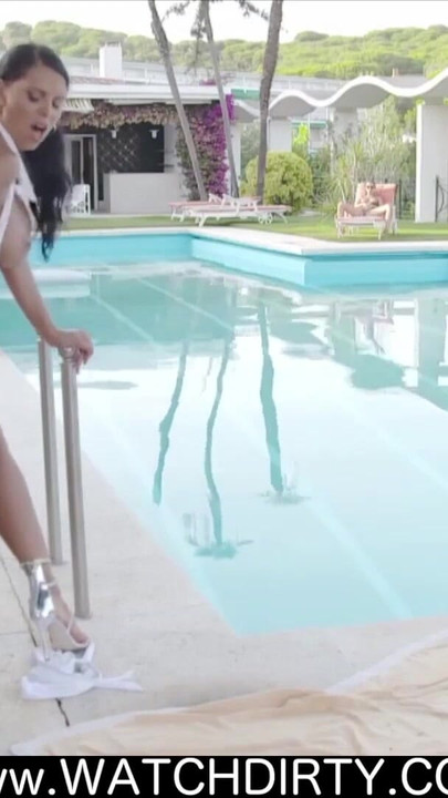 Powerful moment from "watchdirty - Daddy fickt seine kleine Stieftochter"