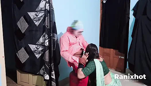 4K Gas Delivery Boy and Lonely Aunty Romance and Sex Secretly at Home