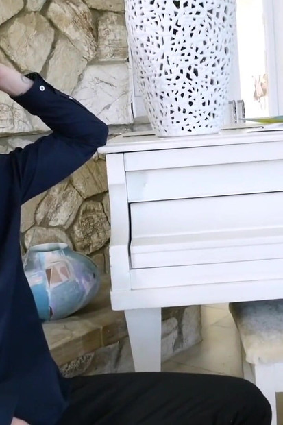 Tiny teen sucks off a huge cock white boy