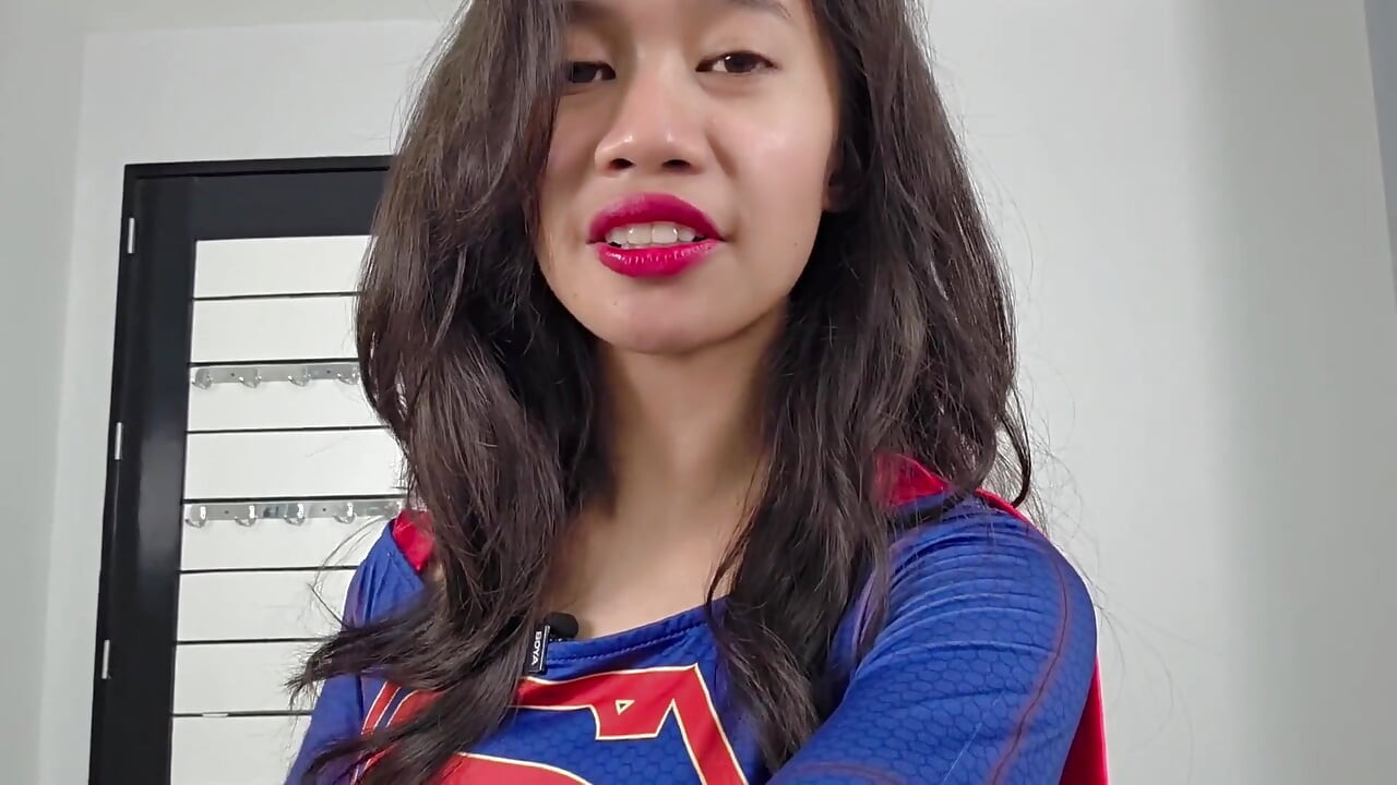 Η GF σας είναι Supergirl
