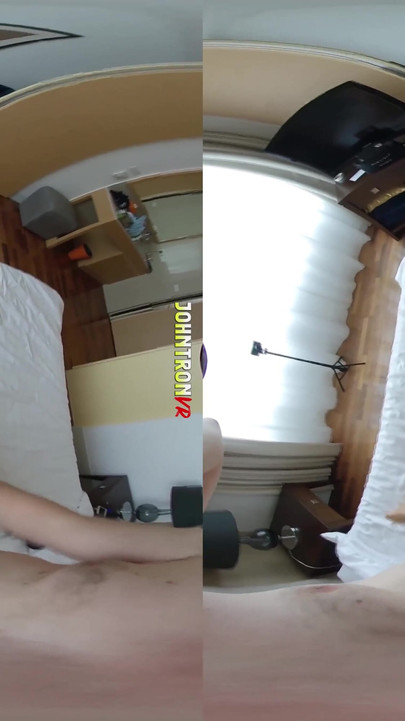 Mlada i lijepa tajlandska studentica zavedena u porno