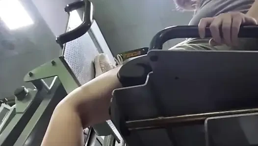 Тренировка Jucielussie в спортзале