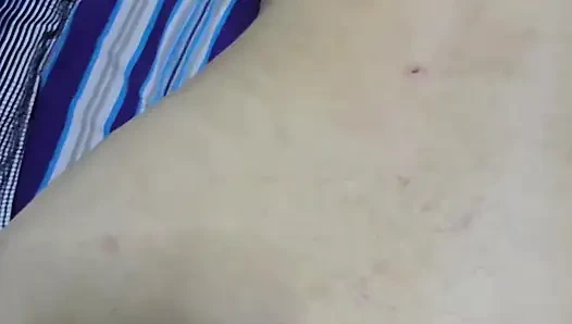 Teşhirciliği seviyoruz ve pencerede sikişmeye başladık