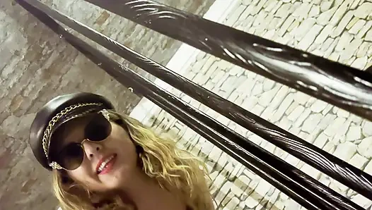 Hartes lesbisches auspeitschen