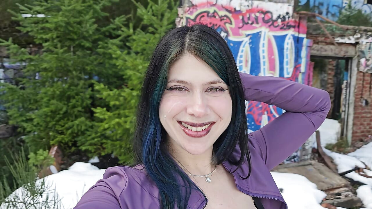 Big ass goth gets fucked in an abandoned hotel - public