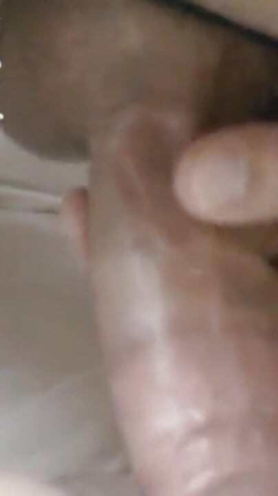 Hot Bath! Two Curious Latinos End in Deep Anal Sex with Thick Sperm!