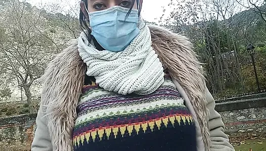 SOKAKTA HALKA AÇıK PARKTA RISKLI ORAL SEKS