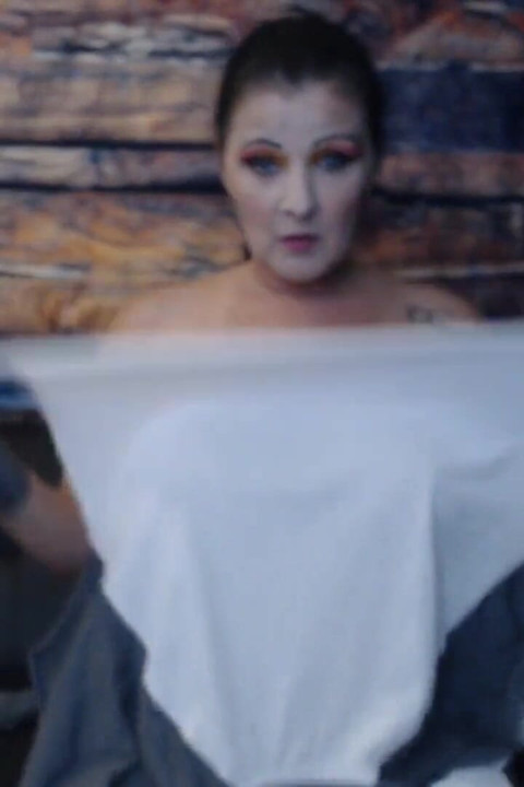 Jersey long sleeve shirt ripping