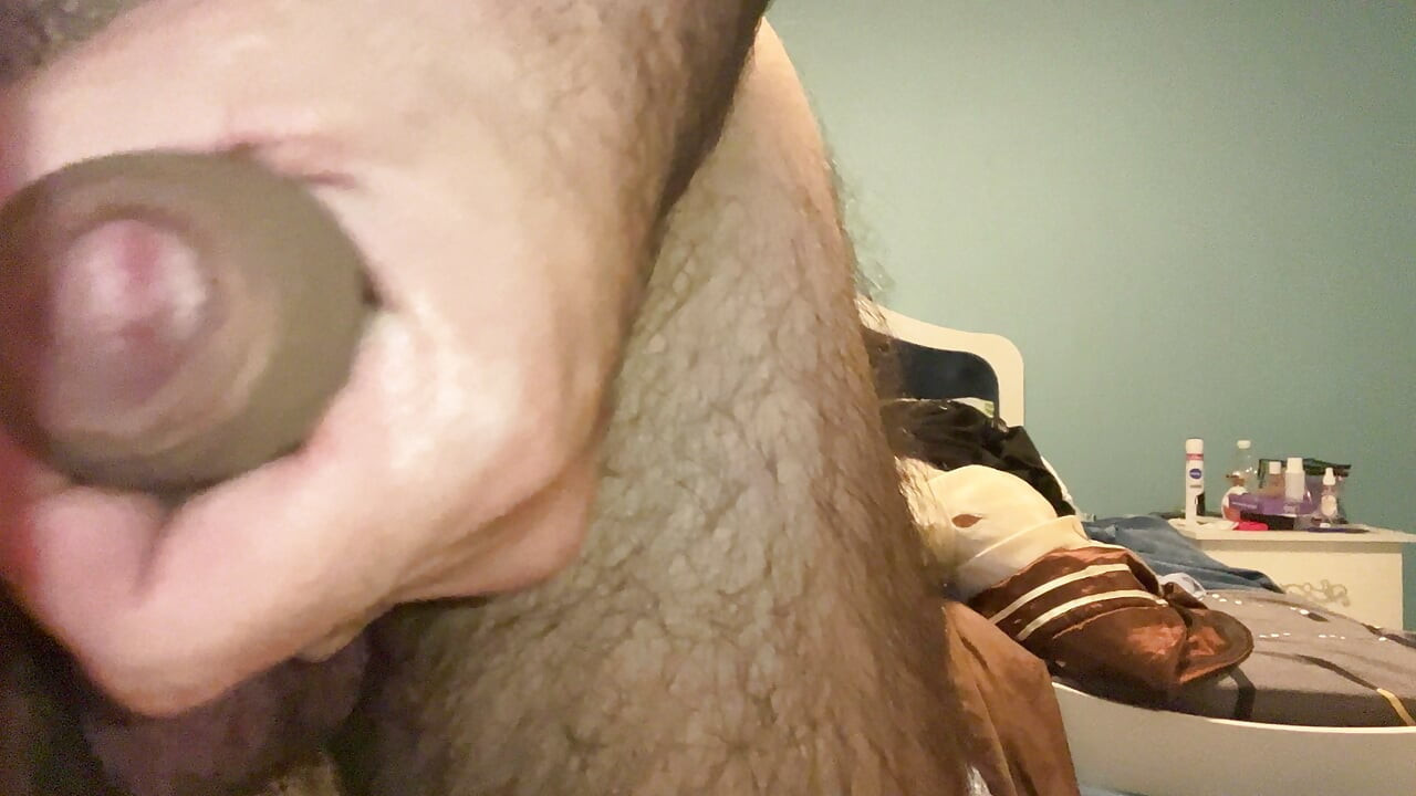 Earl Smile Bedroom Selfie Ball Massage with Deep House Beats
