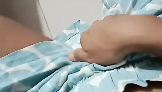 desi girl first time showing her tight pussy