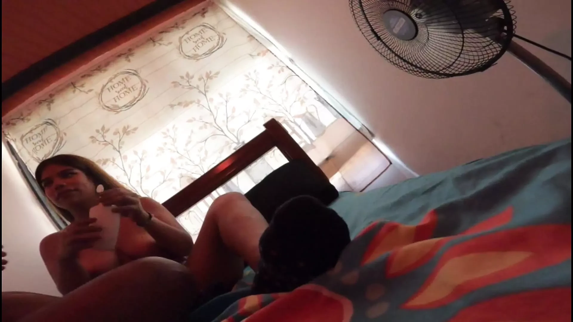 Eu disse que estava determinado a ordenhar aquele pau grande seu o dia todo hoje eu não estava fodendo brincando com você meio-irmão - Jhodez1