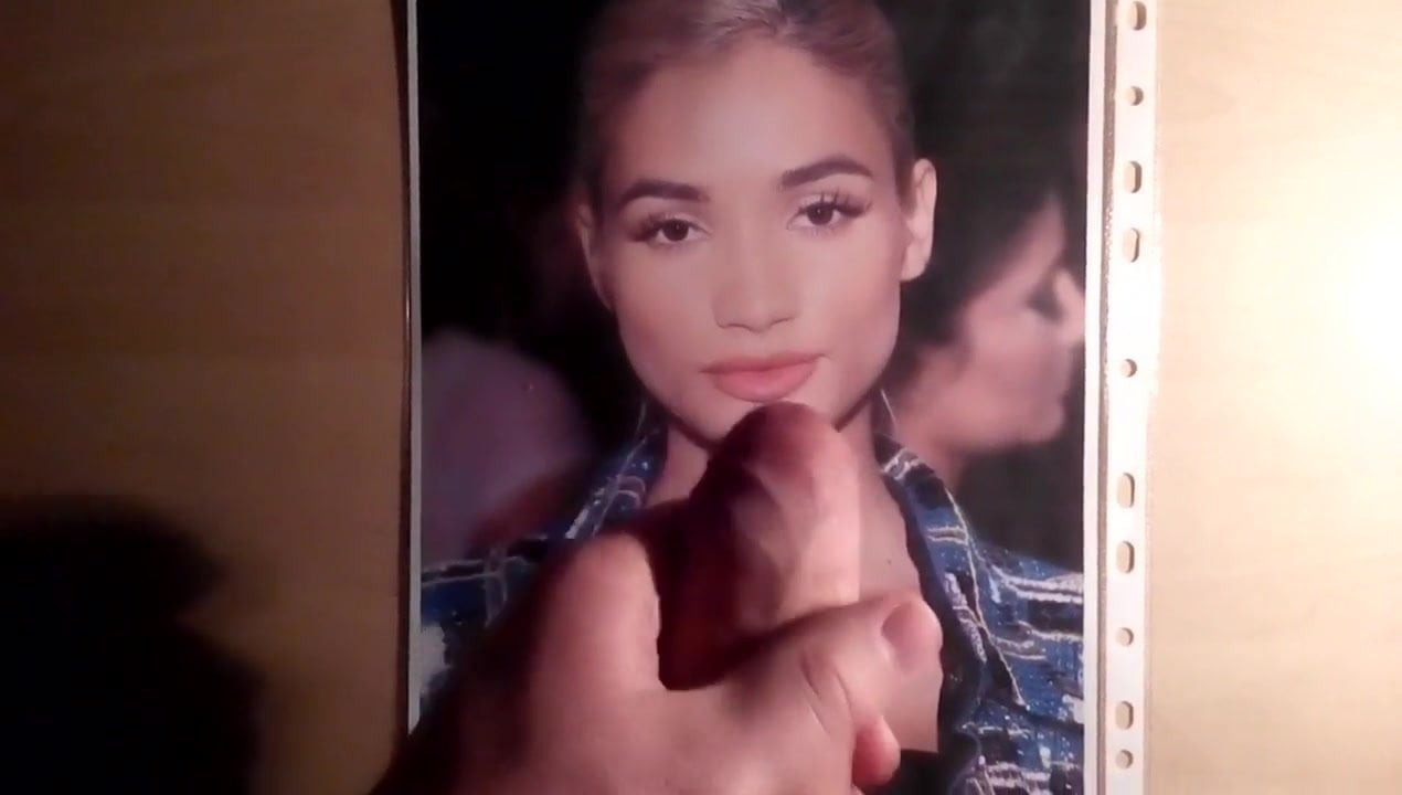 Cum on Pia Mias Face