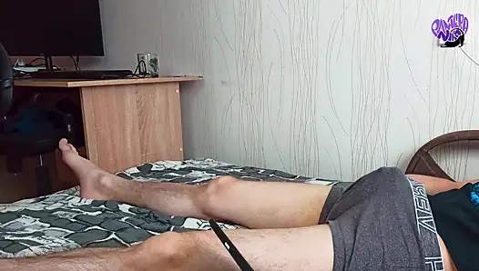 My horny stepsister saw me jerking off and decided to give me blowjob - Pantera Nika