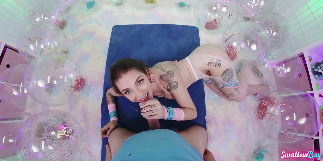 Brenna Mckenna นักเรียนเซ็กซี่ยั่วครูให้สอบผ่าน