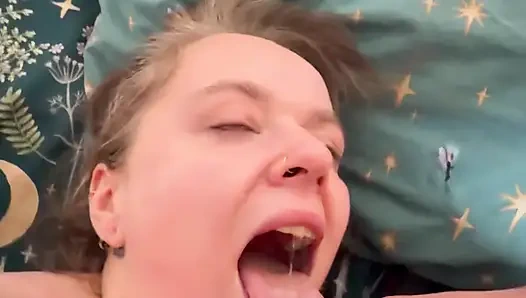 В видео от первого лица Мы пытались вести себя недолго