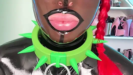 Lateks içinde sıradan bir gün