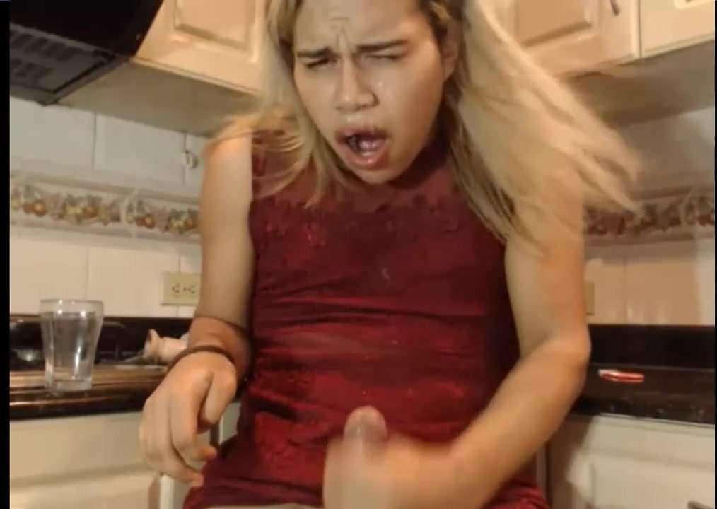 shemale cum 71