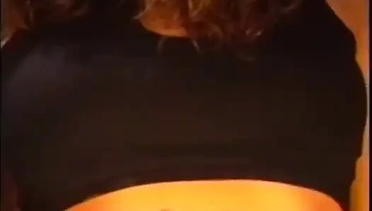 Beautiful babe pussy licking pussy fucking on the month