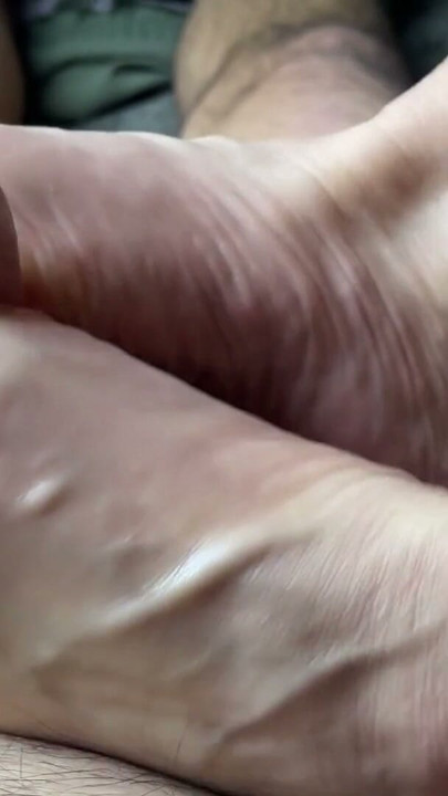 my wife's sexy feet are slipping on my dick and look how it all ended | Clip 1