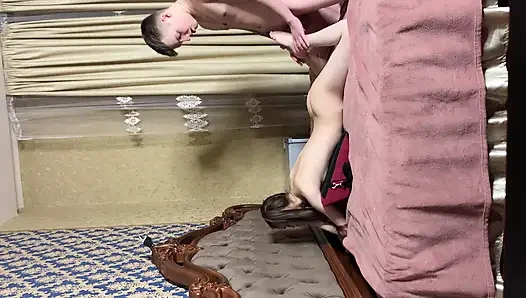 Tüylerinin diken diken olduğunu hissetti