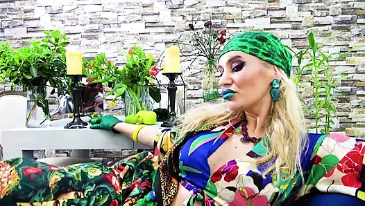 Поцелуй зеленые губы яда Ivy