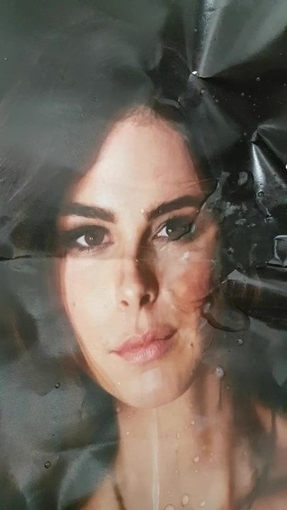 Lena vollgepisst