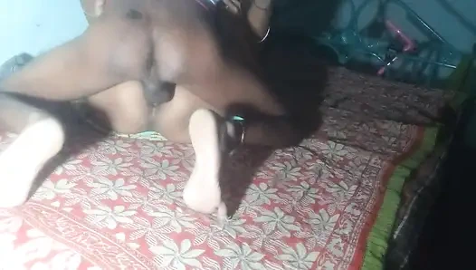 Jyo, let's go to the party early, our family has already arrived.