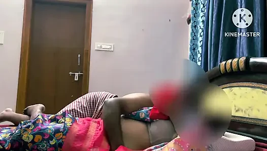 Omg! Genç bir kadın kocası uzaktayken evde yalnızdı ve sonra ne olacağını gördü