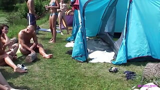 Назад до літа для групового сексу, том 4